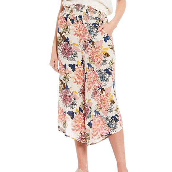 🌴🌼RIP CURL- STRIPED CROP PANTS🌼🌴 - Picture 2 of 7